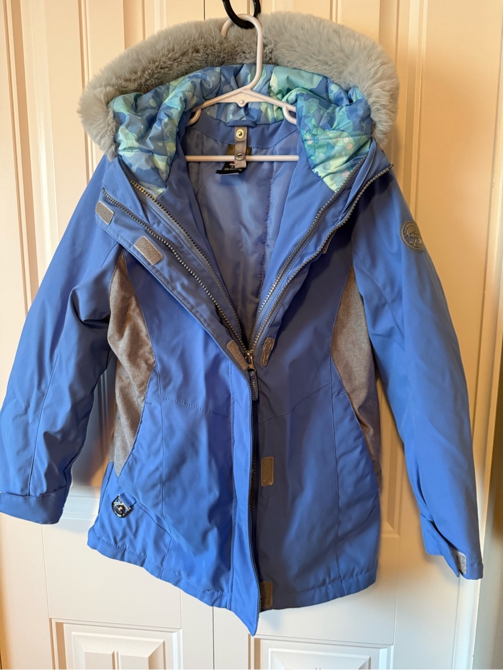 Girls' Blue 2 Piece Winter Coat with Faux-Fur Hood & Removable Jacket (S)7/8